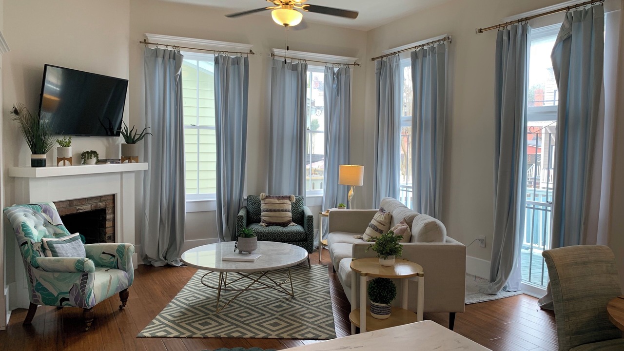 Photo of Livingroom in Metropolitan