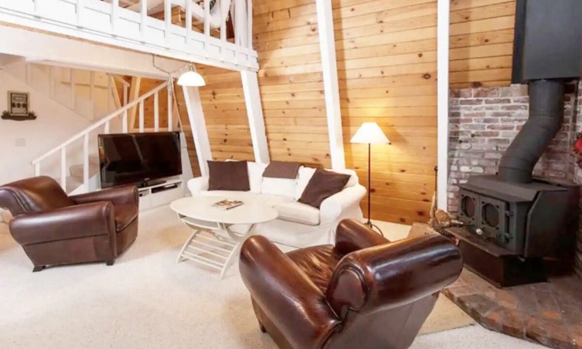 Photo of Livingroom in Carnelian Bay