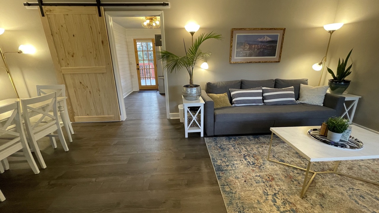 Photo of Livingroom in Bull Mountain