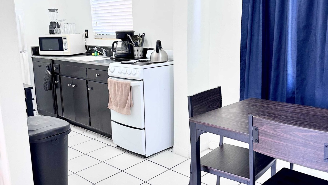 Photo of Kitchen in Hollywood South Central Beach