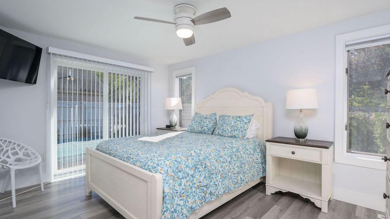 Photo of Bedroom in Mews Village