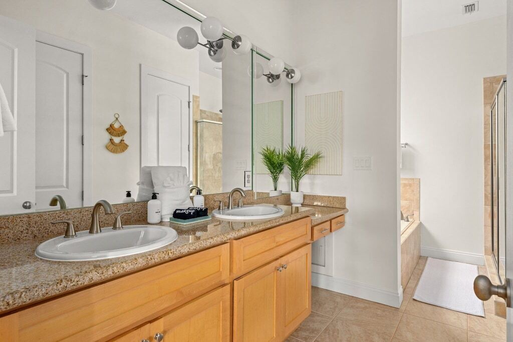 Photo of Bathroom in Crescent Beach