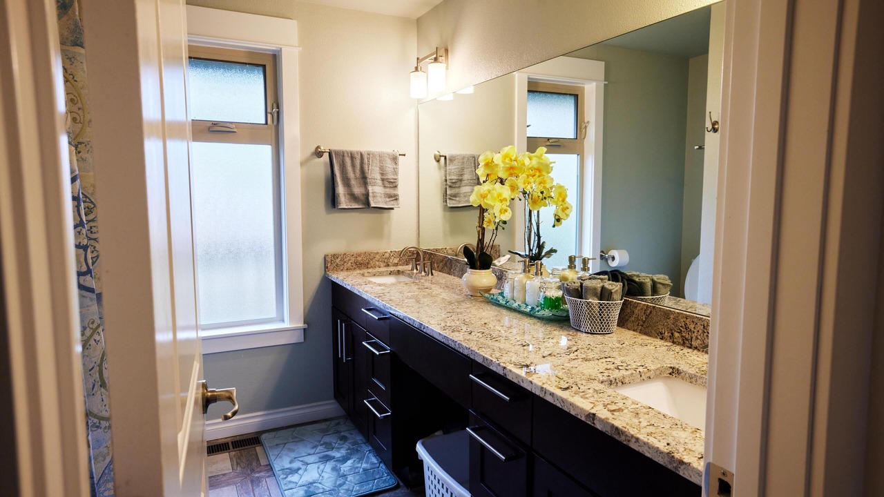 Photo of Bathroom in Bryn Mawr-Skyway