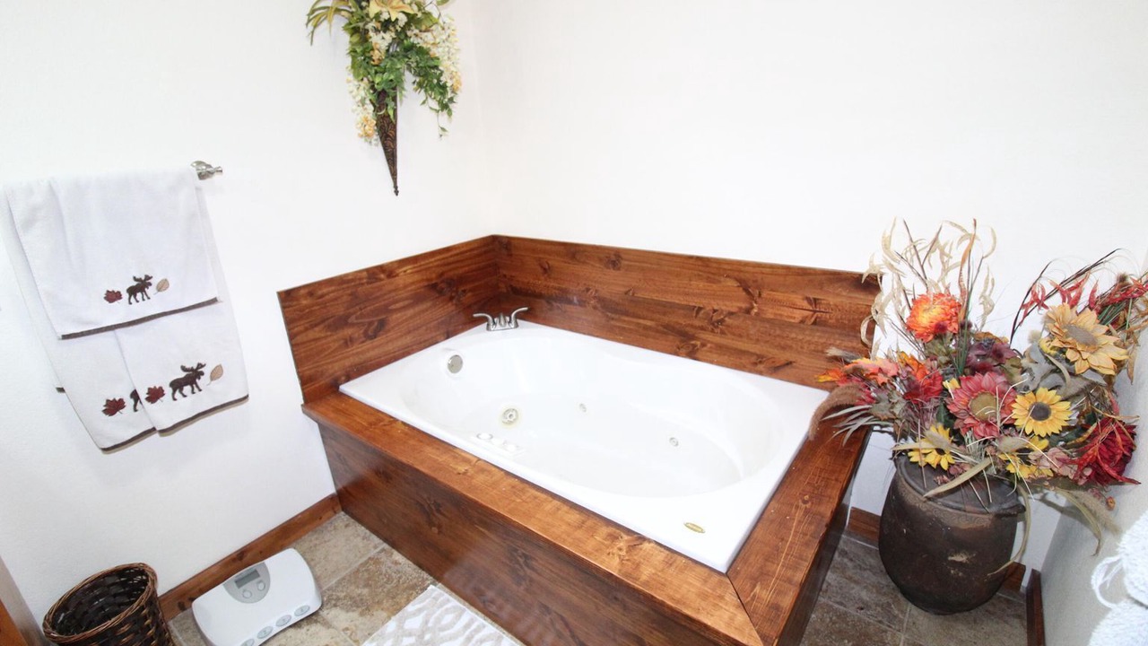 Photo of Bathroom in Grayling