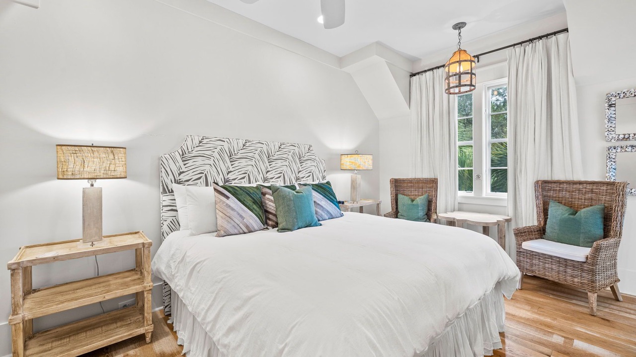 Photo of Bedroom in Gulf District