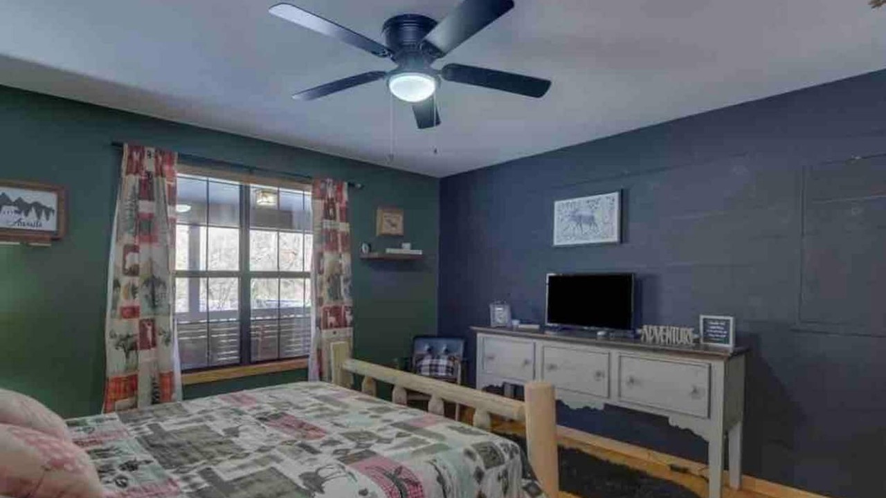 Photo of Bedroom in Tate