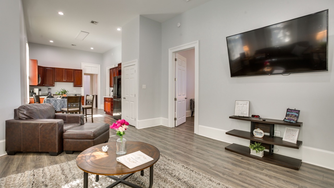Photo of Livingroom in Esplanade Ridge
