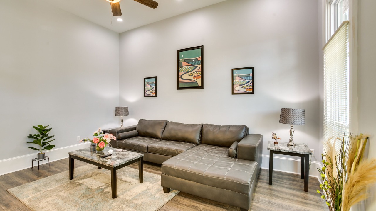 Photo of Bedroom in Esplanade Ridge
