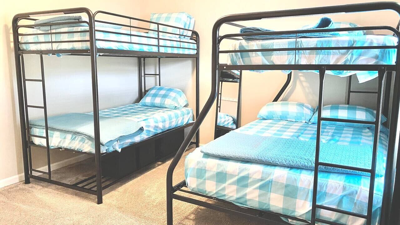 Photo of Bedroom in Maryville
