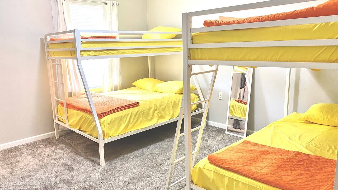 Photo of Bedroom in Maryville