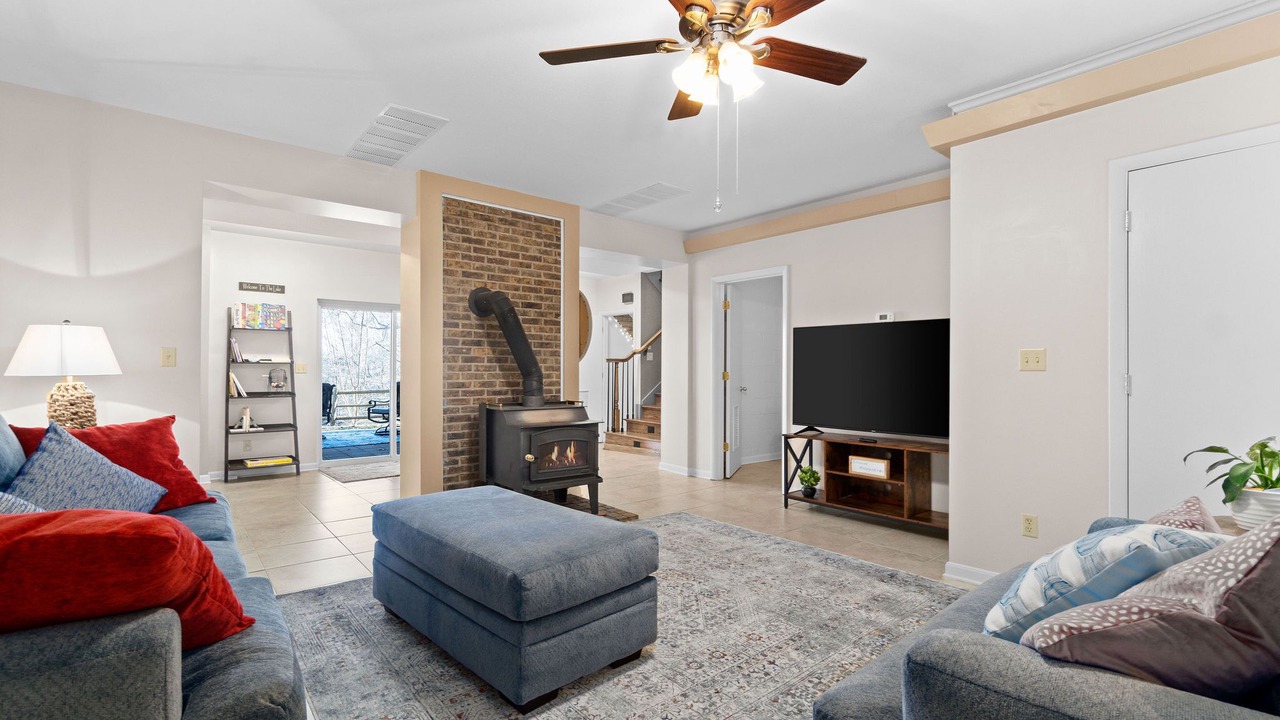Photo of Livingroom in Stewart