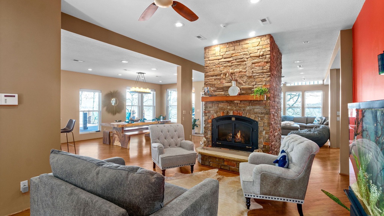 Photo of Livingroom in Stewart