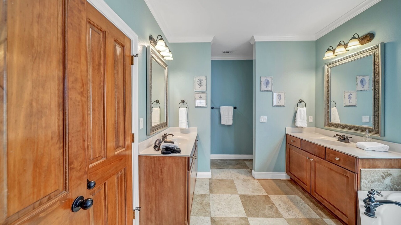 Photo of Bathroom in Villages of Crystal Beach