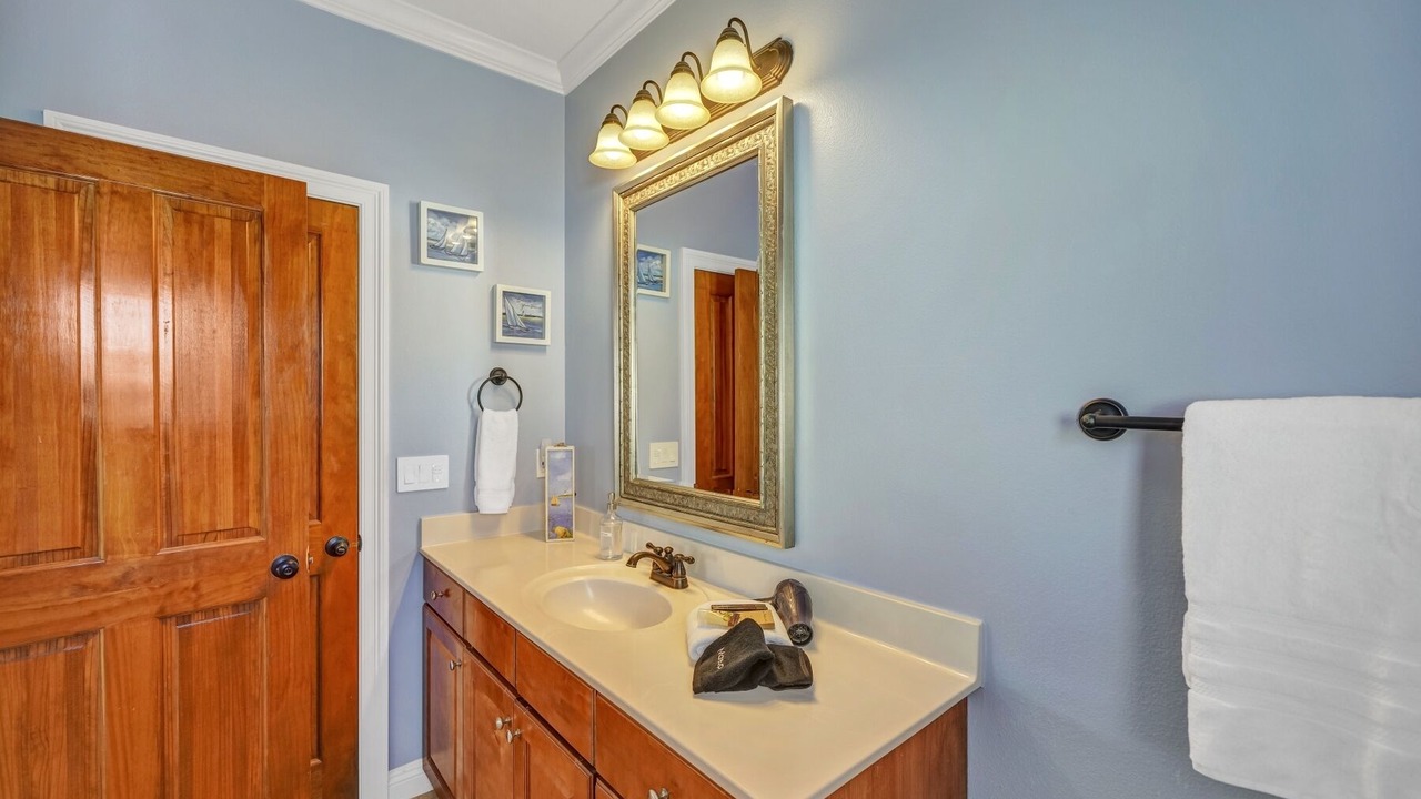 Photo of Bathroom in Villages of Crystal Beach