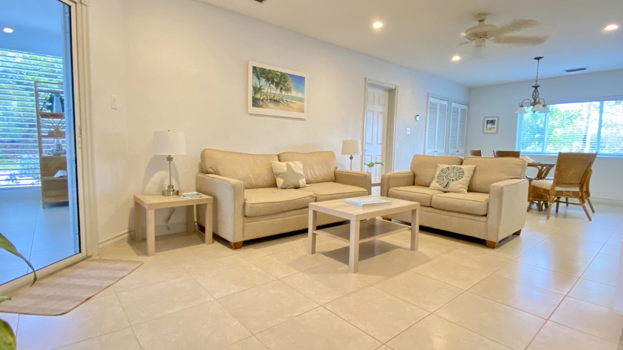 Photo of Livingroom in North Side