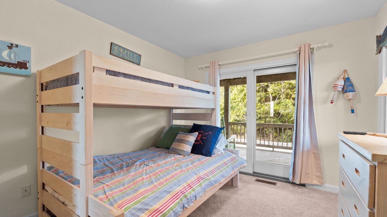 Photo of Bedroom in Carolina Dunes
