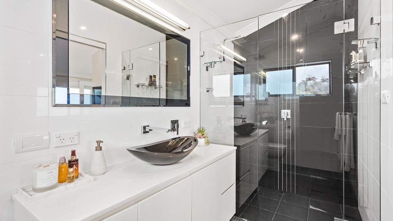 Photo of Others in Mount Warrigal