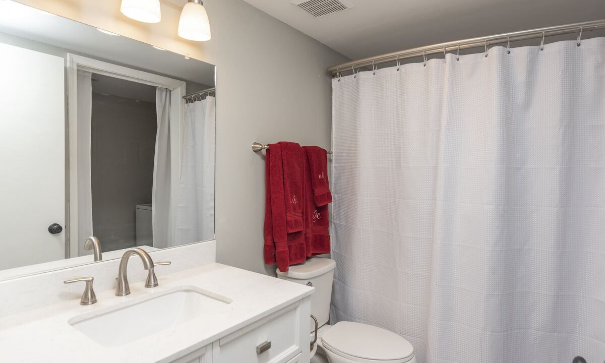 Photo of Bathroom in Starkville