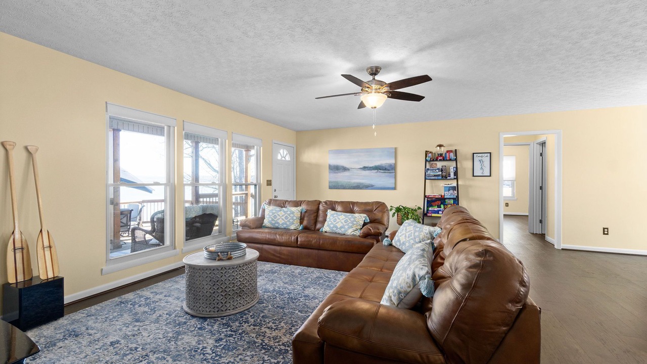 Photo of Livingroom in Stewart