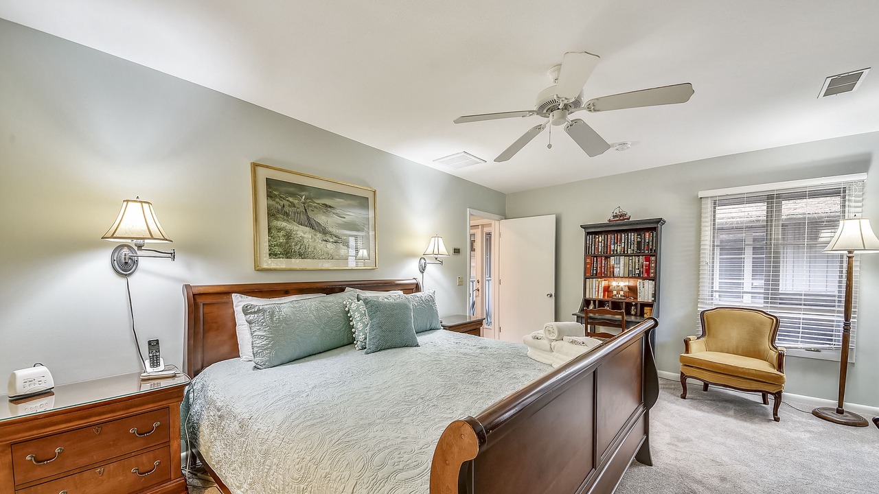 Photo of Bedroom in Oceanside