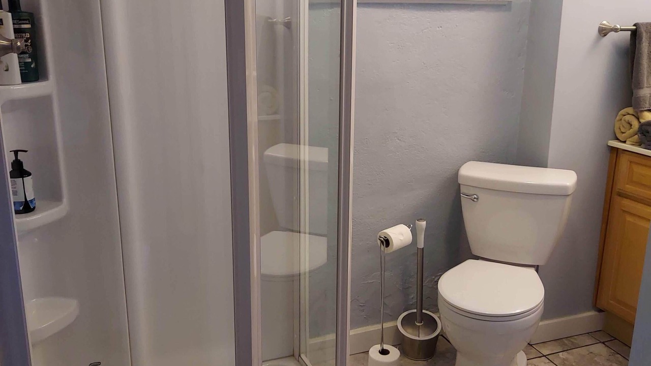 Photo of Bathroom in East End - Valley Street