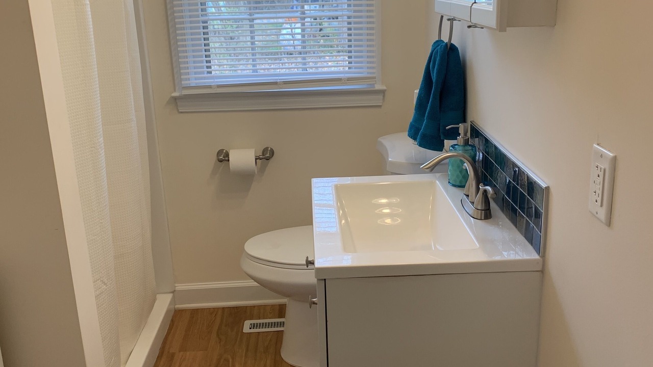 Photo of Bathroom in Clarklake