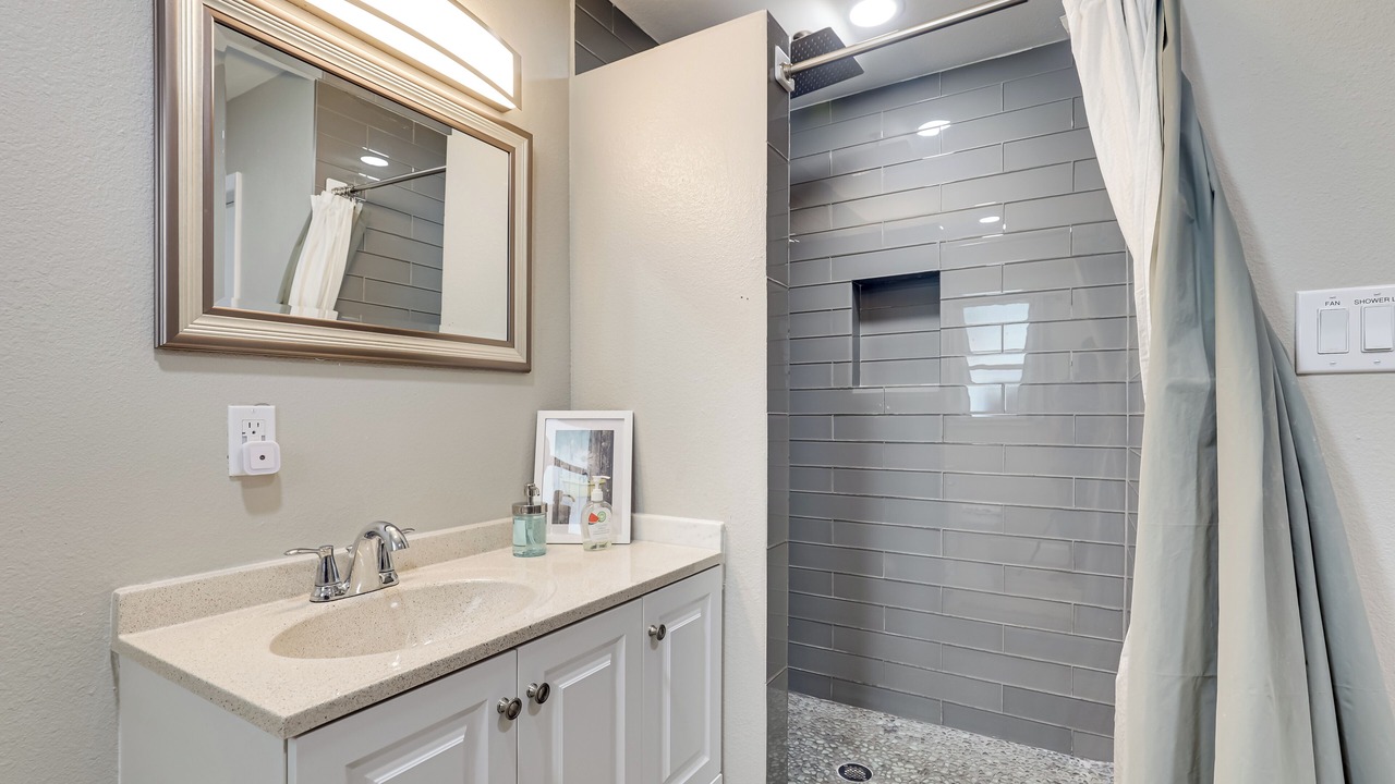 Photo of Bathroom in Orient Park