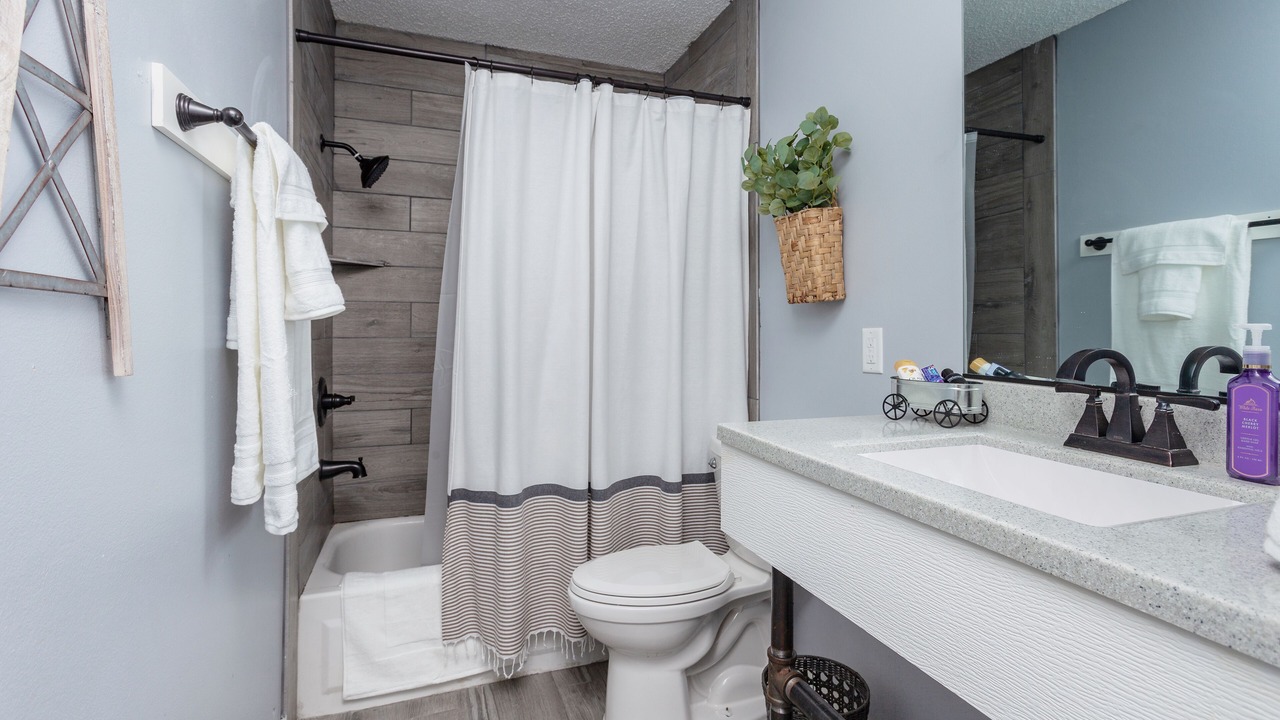 Photo of Bathroom in Des Moines