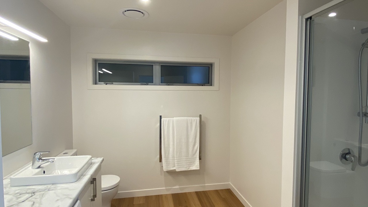 Photo of Bathroom in Whangaparaoa