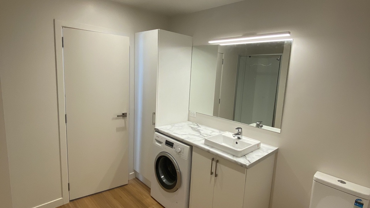 Photo of Bathroom in Whangaparaoa