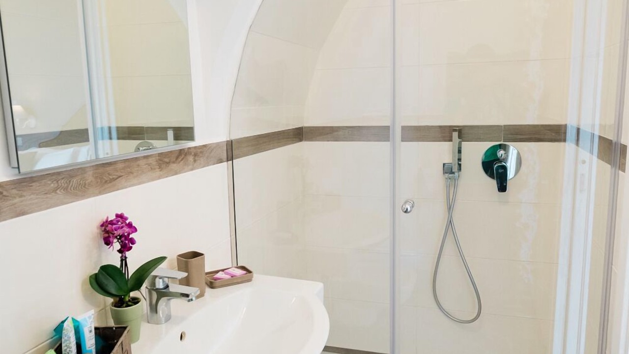 Photo of Bathroom in Scala