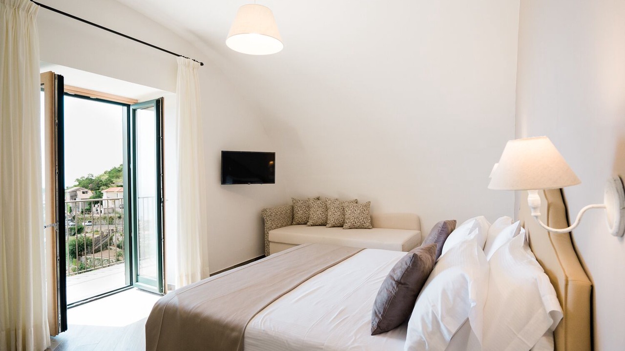 Photo of Bedroom in Scala