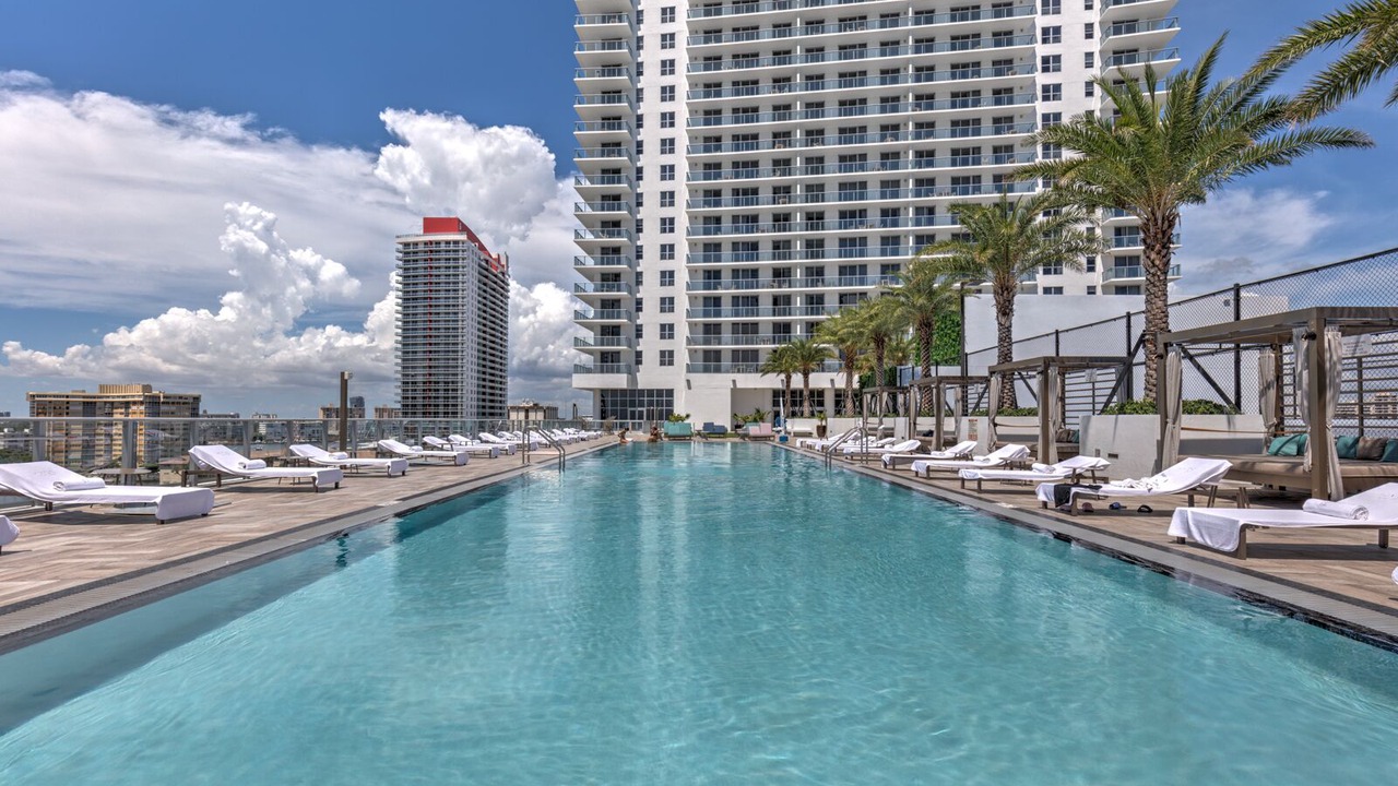 Photo of Outdoor in Hallandale Beach