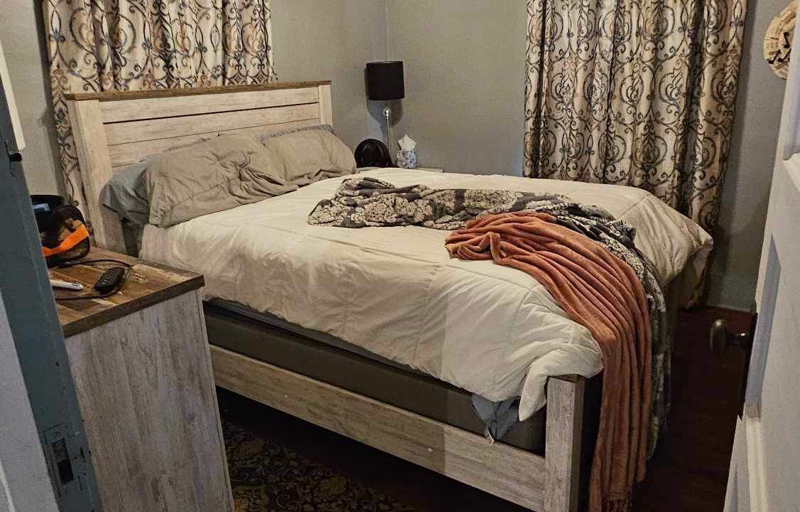 Photo of Bedroom in Holmesville