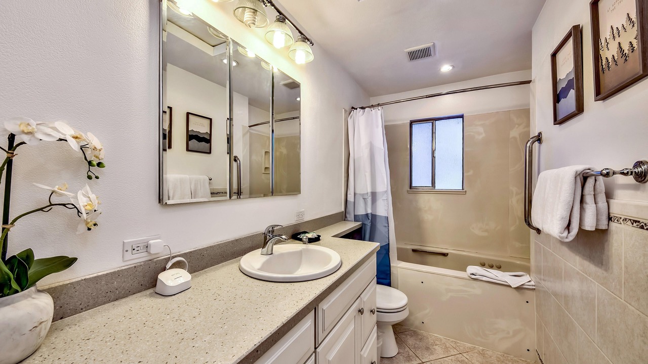 Photo of Bathroom in Christmas Valley
