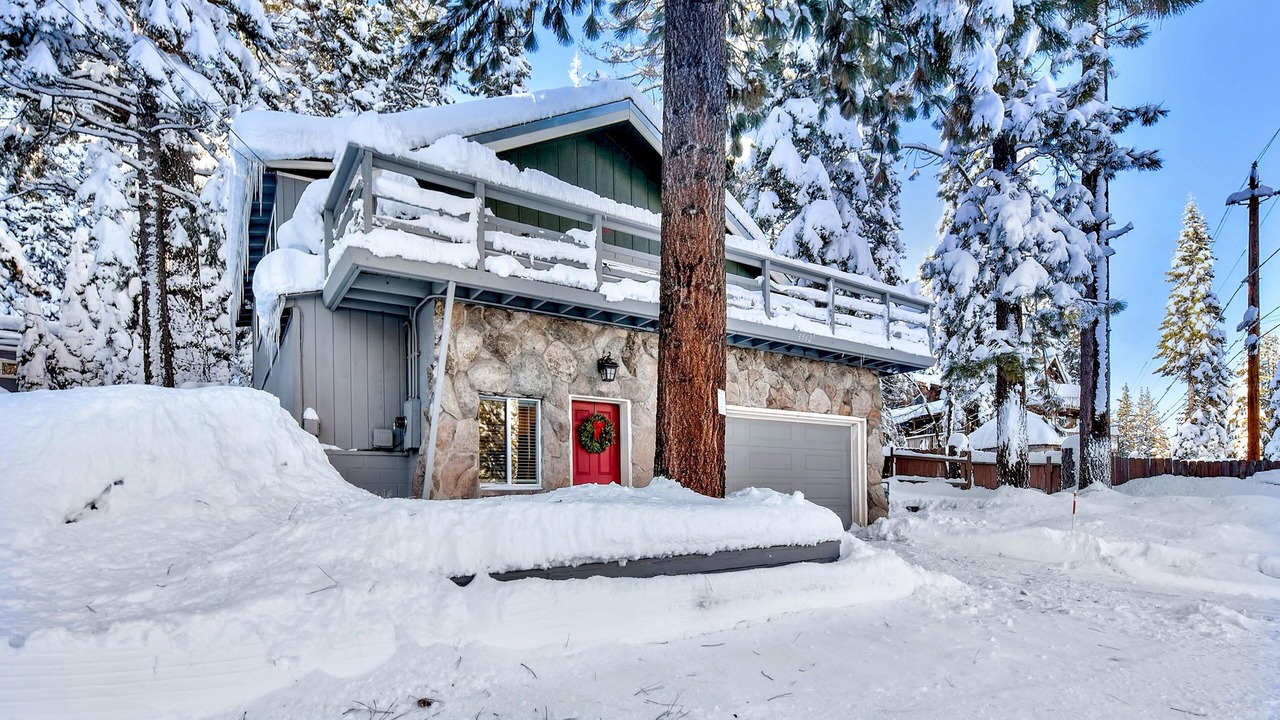 Photo of Outdoor in Christmas Valley