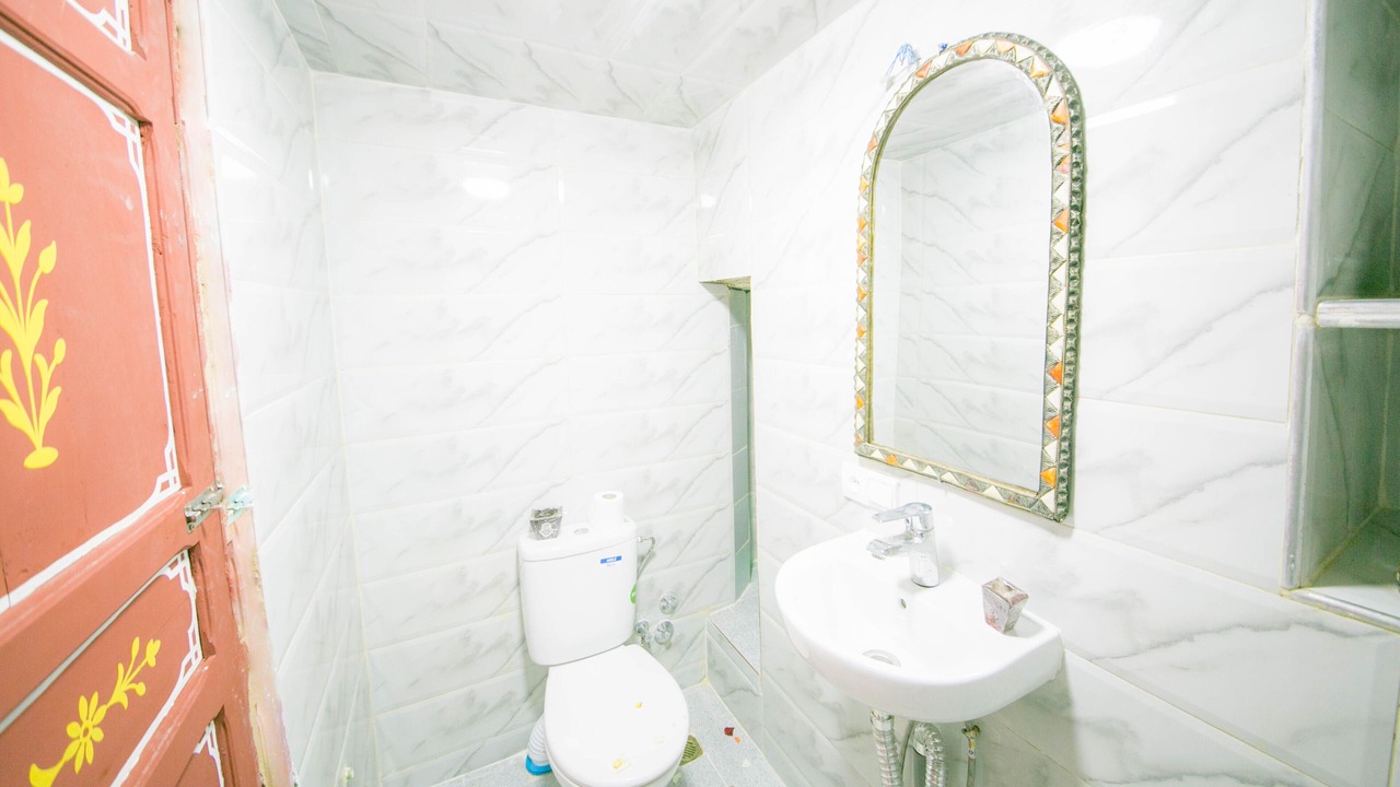 Photo of Bathroom in R'habet Zbib