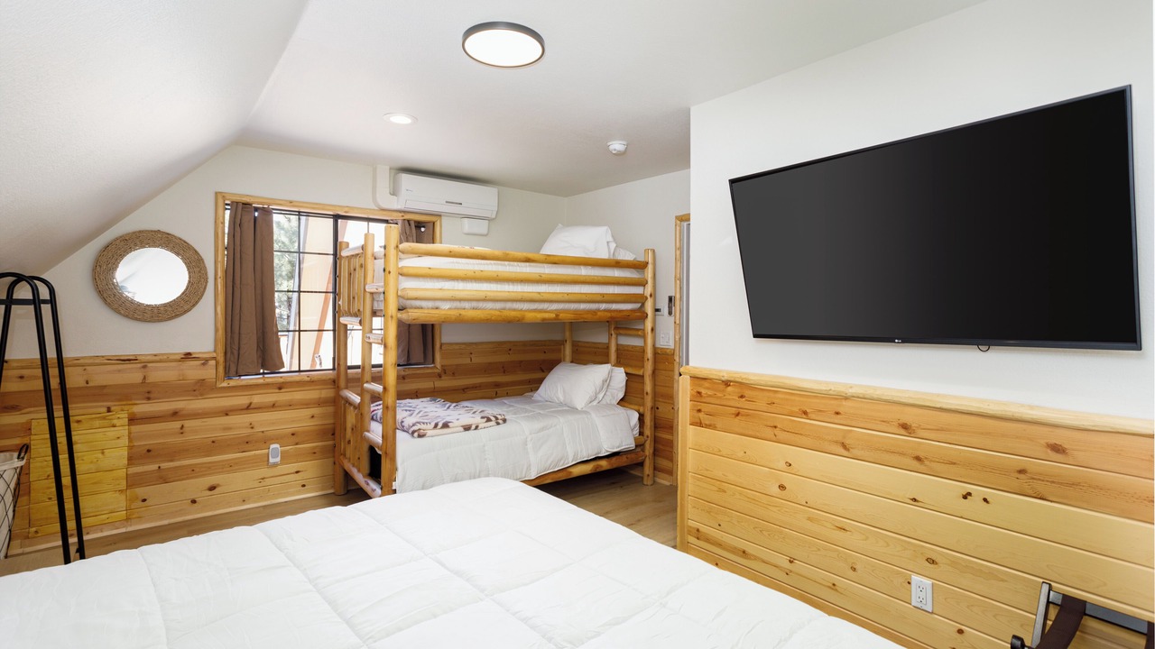 Photo of Bedroom in Big Bear