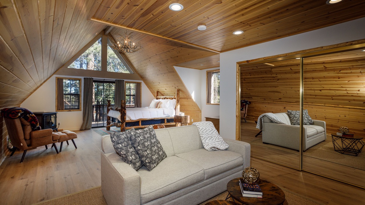 Photo of Livingroom in Big Bear
