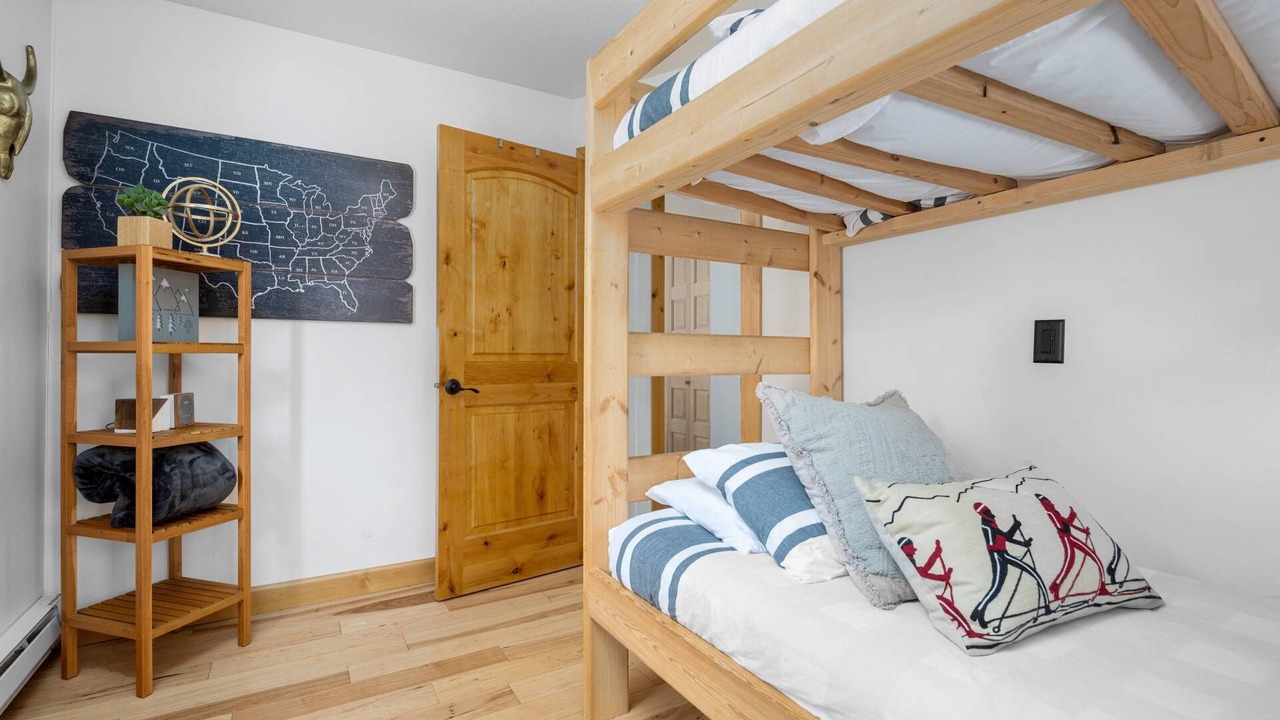 Photo of Bedroom in Government Camp