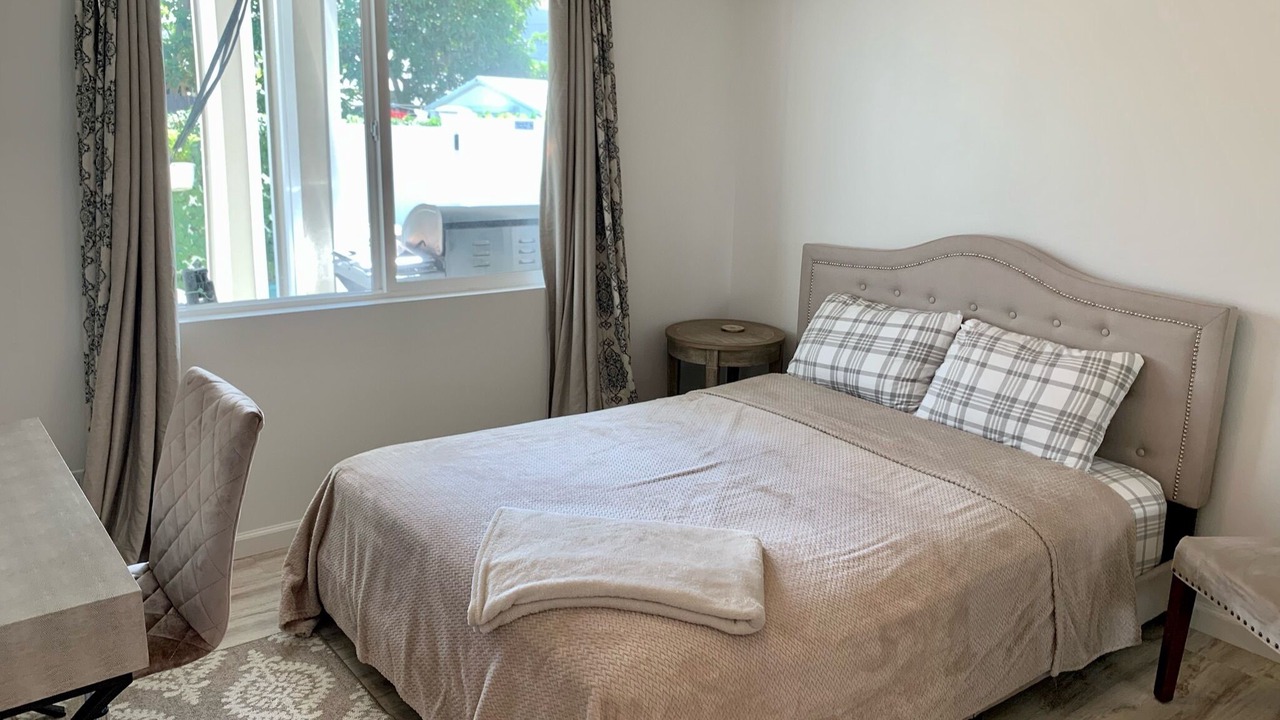 Photo of Bedroom in Coconut Grove