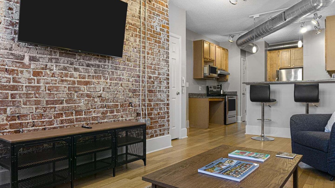 Photo of Livingroom in South Main Historic District