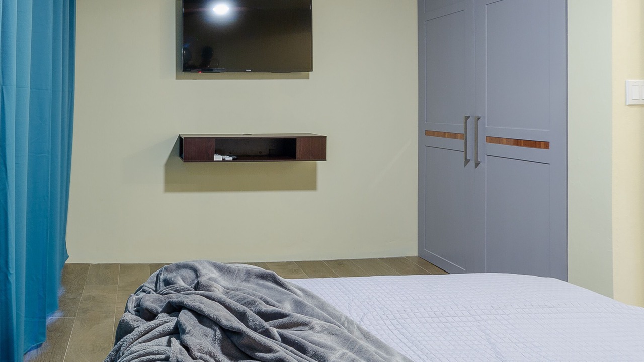 Photo of Bedroom in George Hill