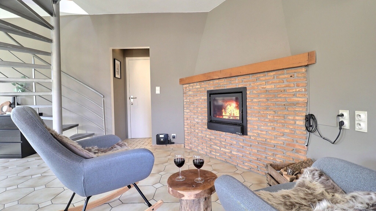 Photo of Livingroom in Lustin