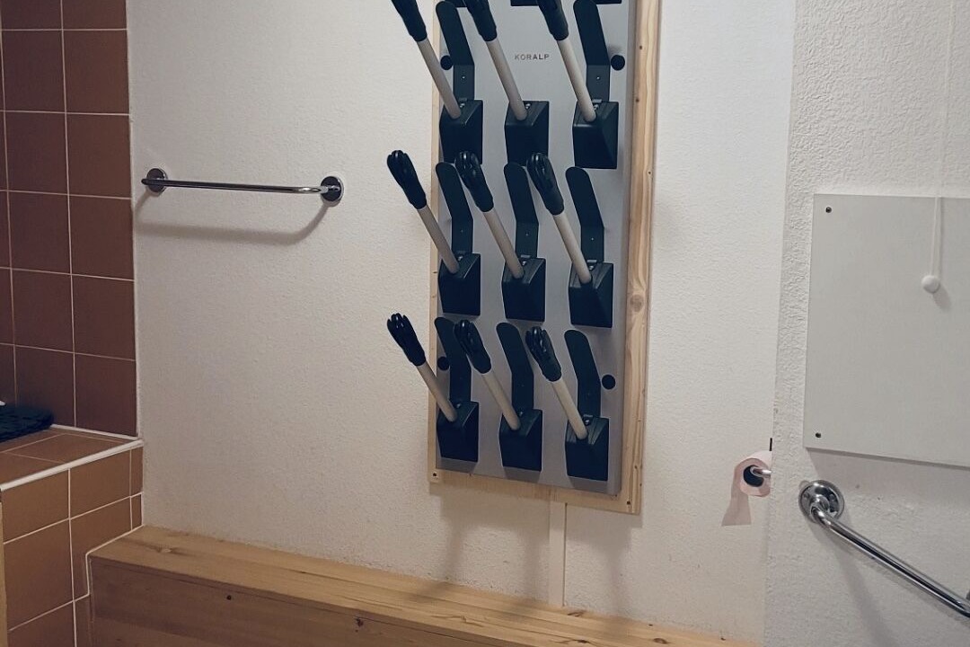 Photo of Bathroom in Saint-Etienne-en-Devoluy