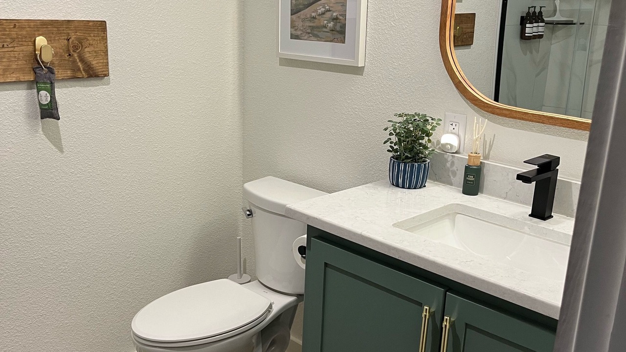 Photo of Bathroom in Glenwood