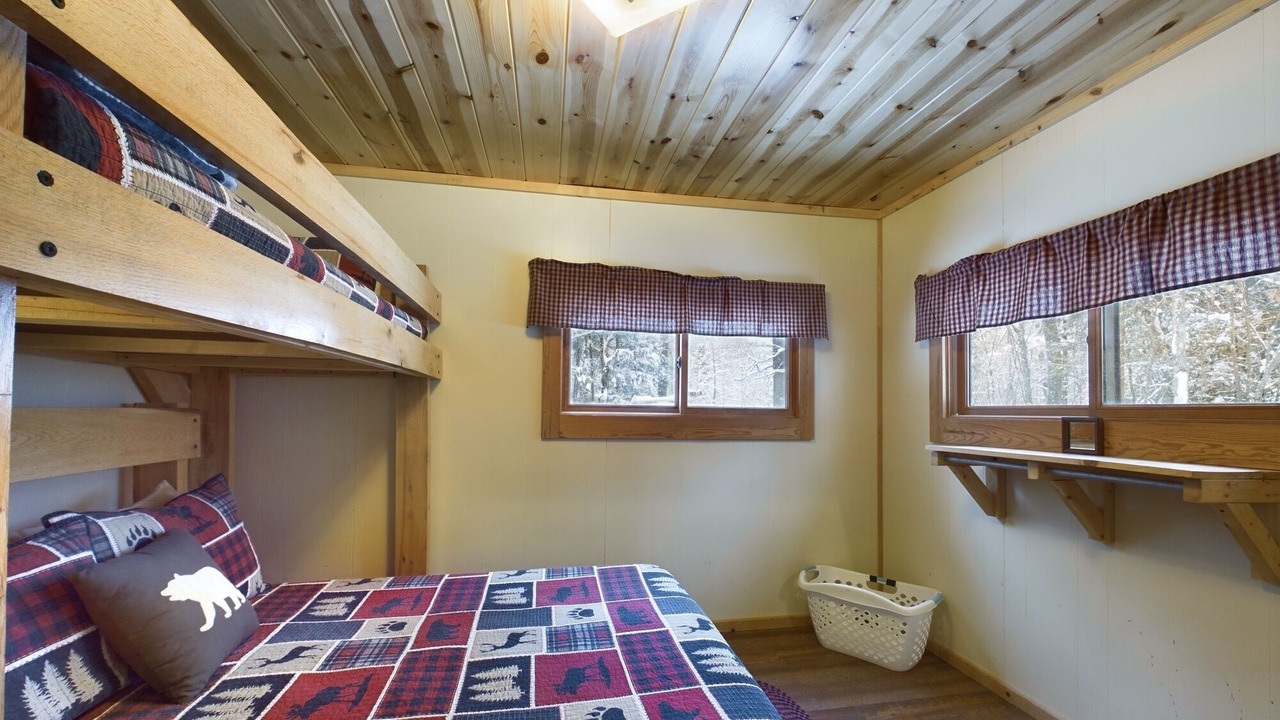 Photo of Bedroom in Shingleton