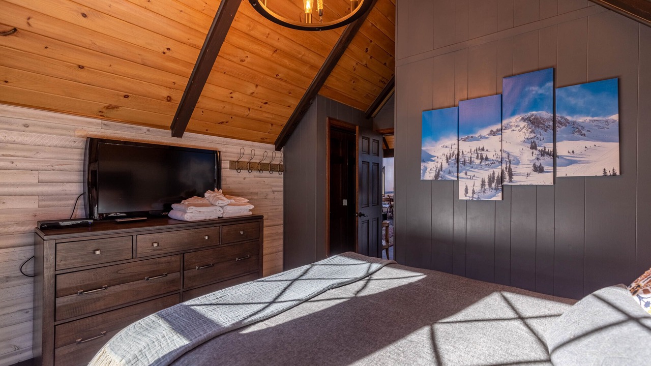 Photo of Bedroom in Beech Mountain