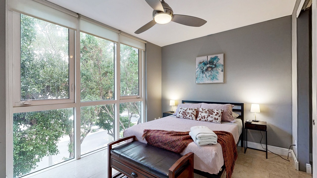 Photo of Bedroom in Deerfield Beach