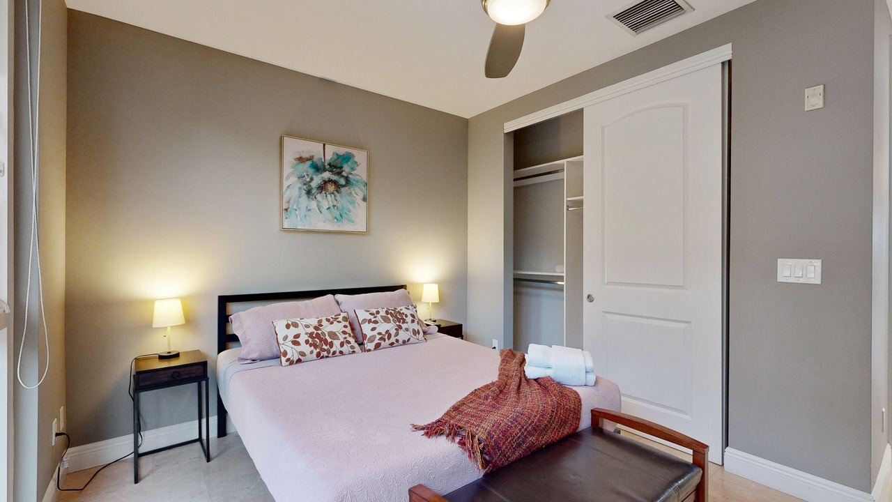 Photo of Bedroom in Deerfield Beach